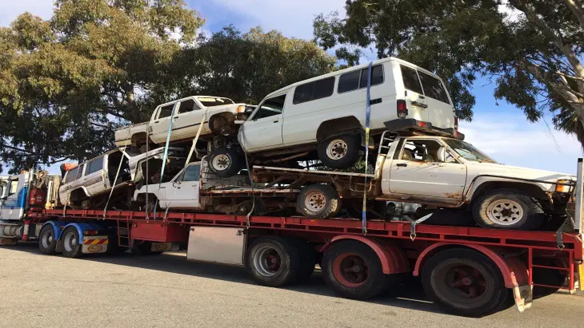 Professional car wreckers Glenorchy service
